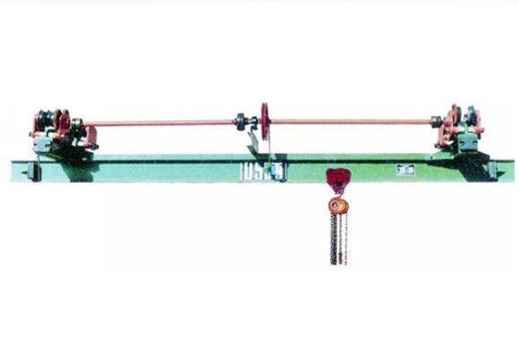 Manuaalisesti toimiva yksipuolinen yleiskuljetin